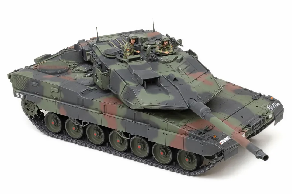 tamiya-35387-leopard-2-a7v-1-35-panzer-modellbausatz image 1
