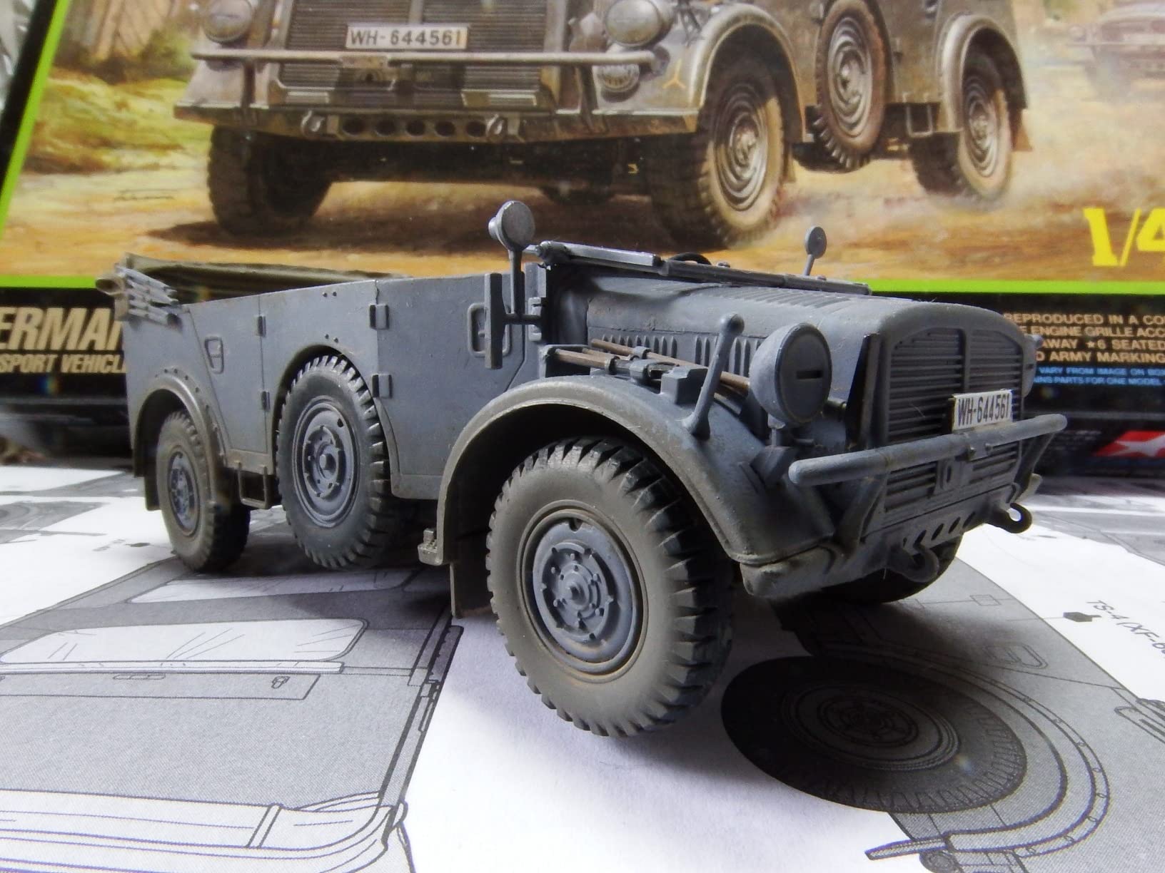 4x4 Details