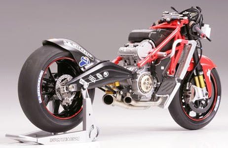 tamiya-14101-ducati-desmosedici-nr-65-1-12-bausatz image 7