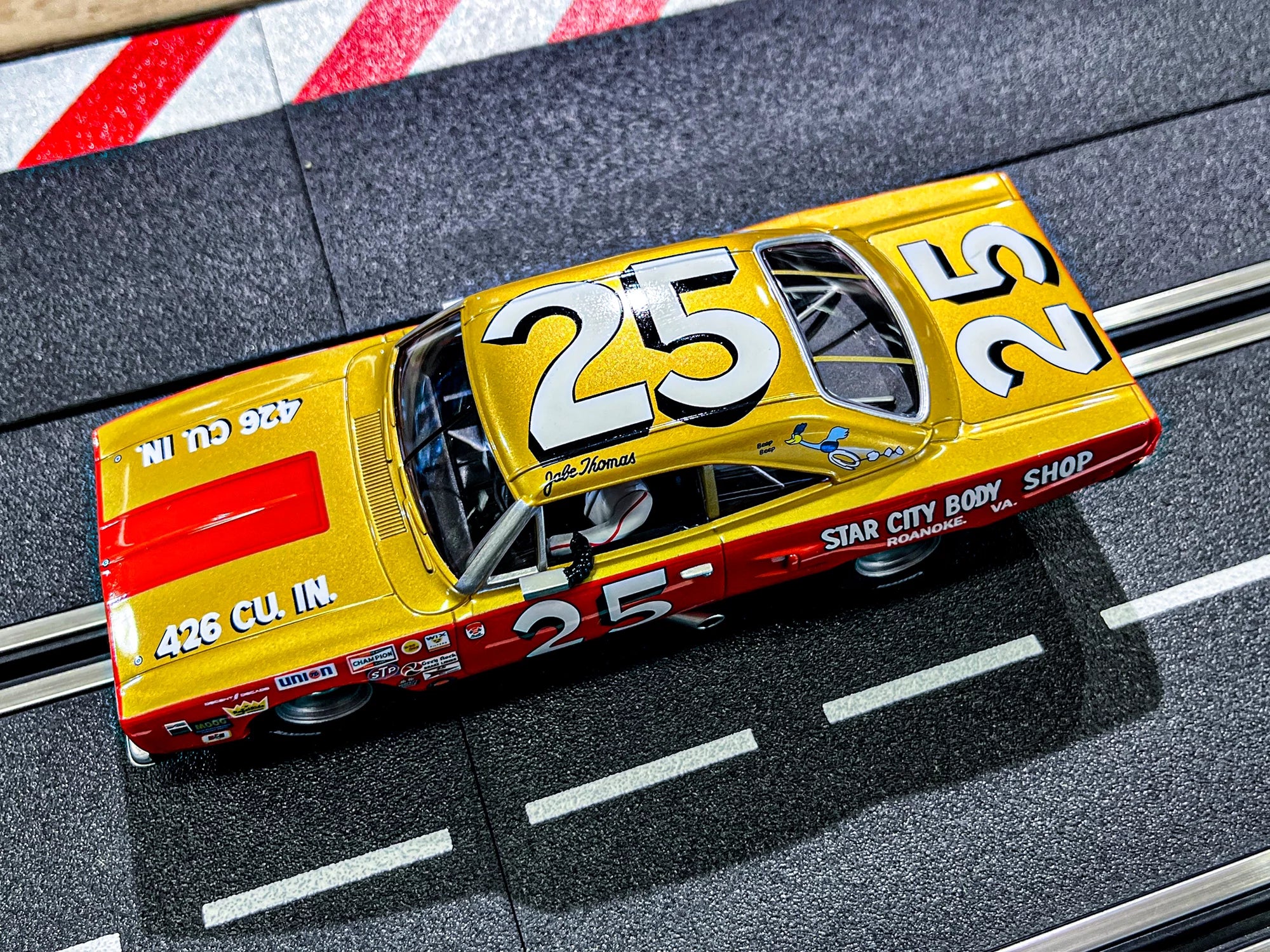 carrera-digital-132-plymouth-roadrunner-no-25-slotcar-1-32 image 3