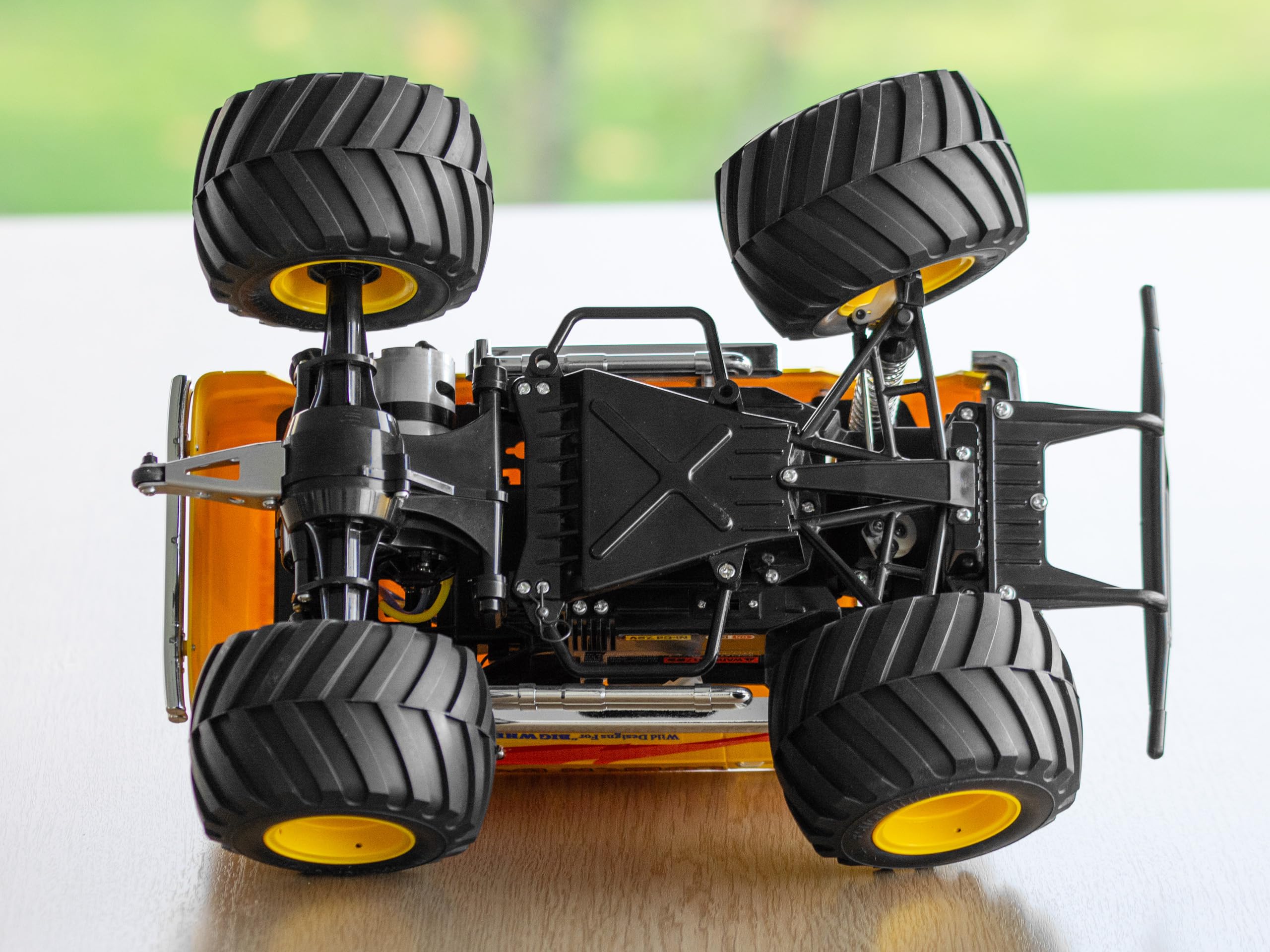 tamiya-r-c-models-lunch-box-1-12-rc-auto-bausatz-van image 8