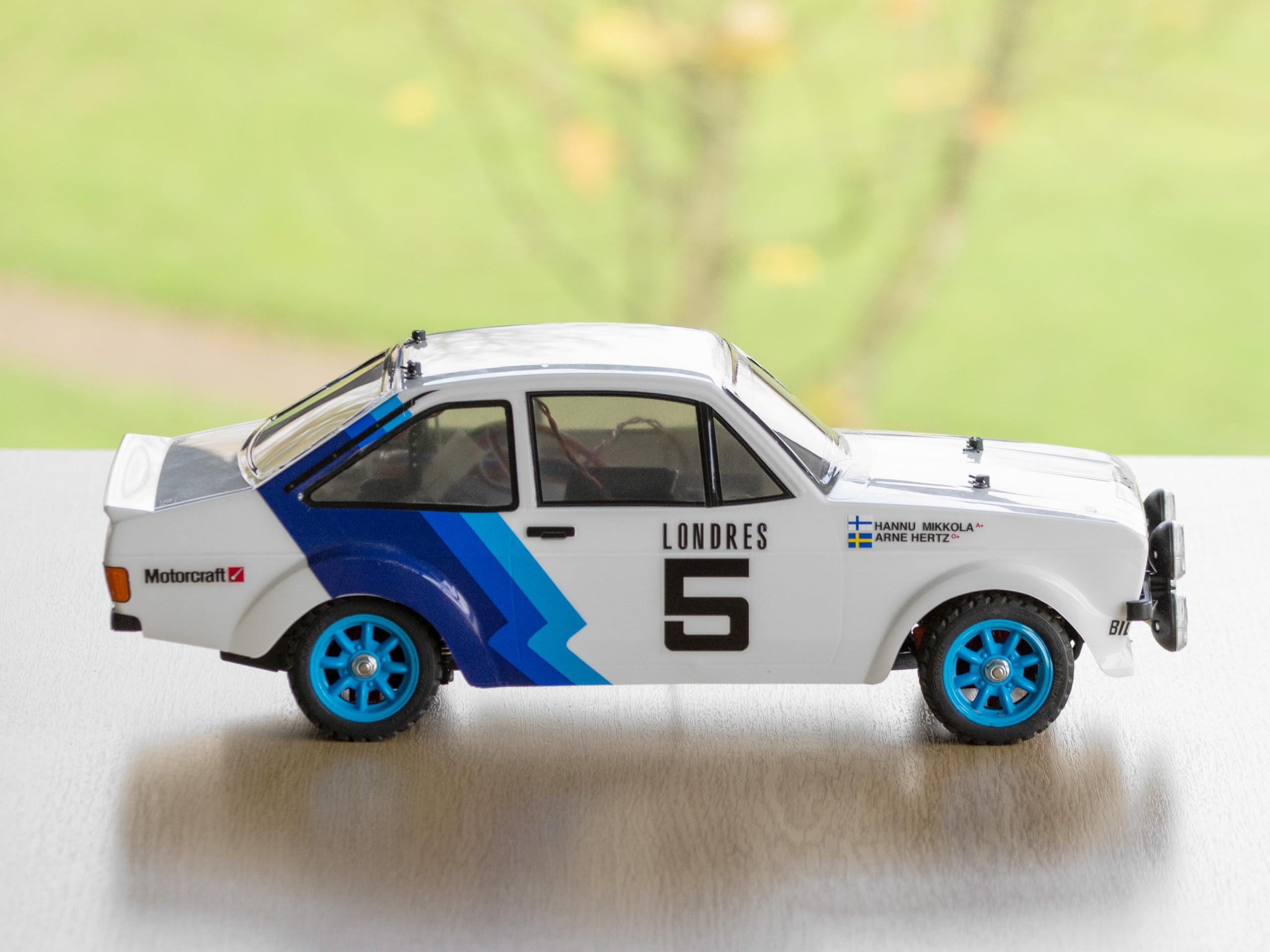 tamiya-ford-escort-mkii-mf-01x-rc-auto-bausatz-1-10-wei image 6