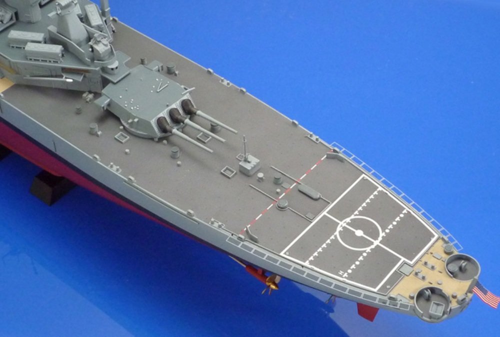 tamiya-300078029-1-350-uss-missouri-bb-63-schlachtschiff-bausatz image 6