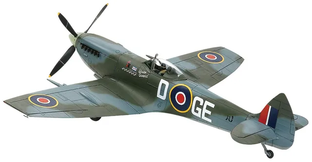 tamiya-spitfire-mk-xvie-1-32-bausatz-300060321-foto-tzteile image 1