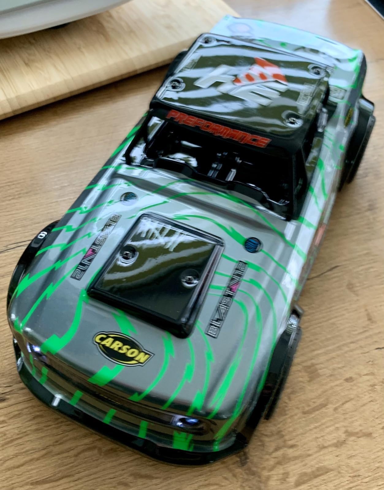 Lädt per USB