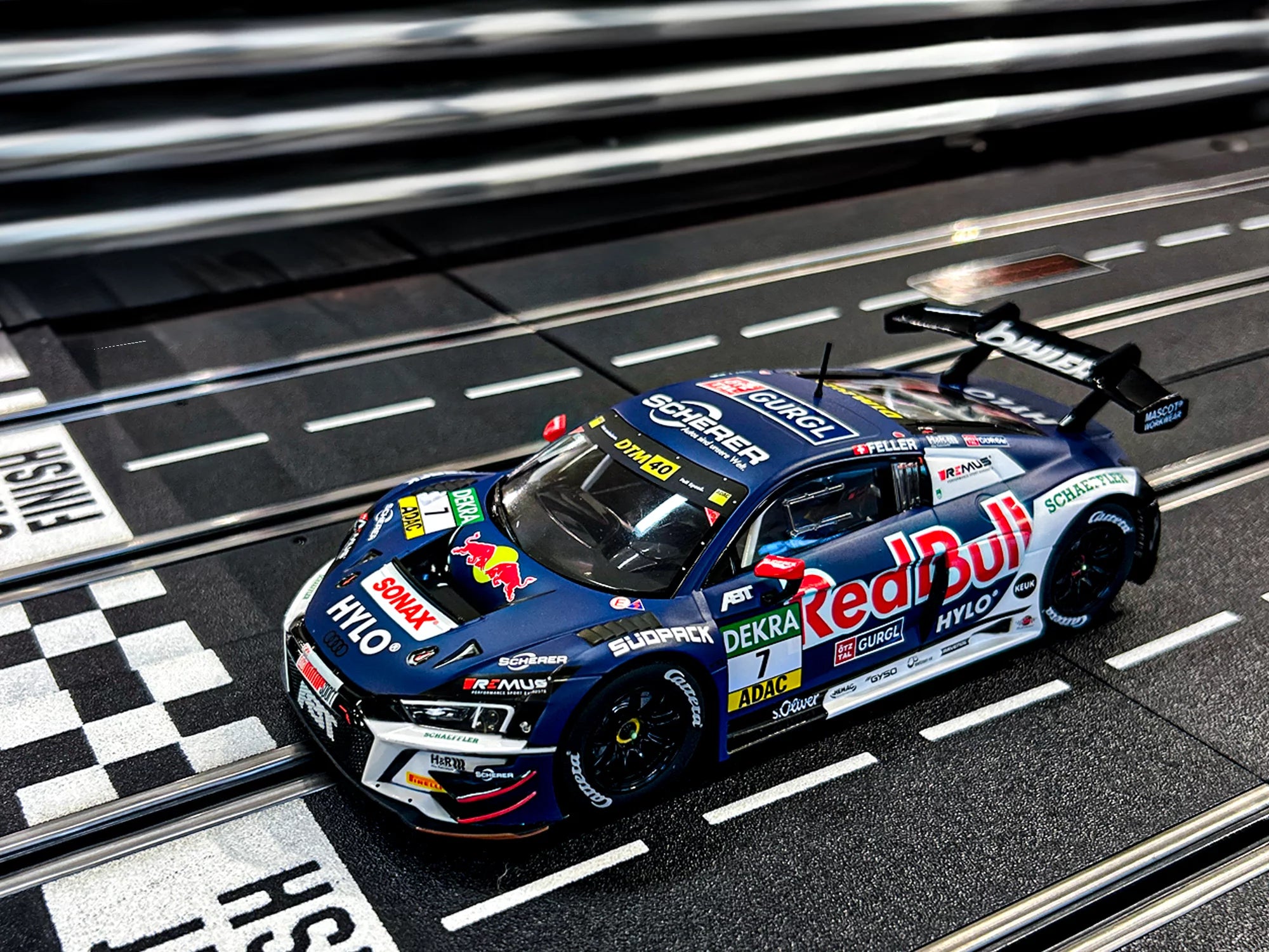 carrera-digital-132-audi-r8-lms-gt3-evo-ii-abt-no-7-slotcar image 2