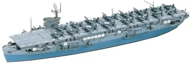 tamiya-us-cve-9-bogue-begleitschiff-1-700-bausatz image 1