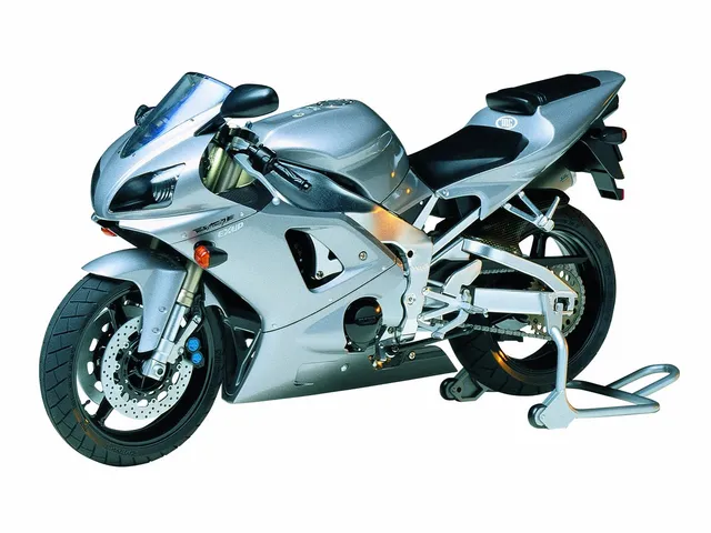 tamiya-14074-yamaha-yzf-r1-taira-racing-1-12-bausatz image 1