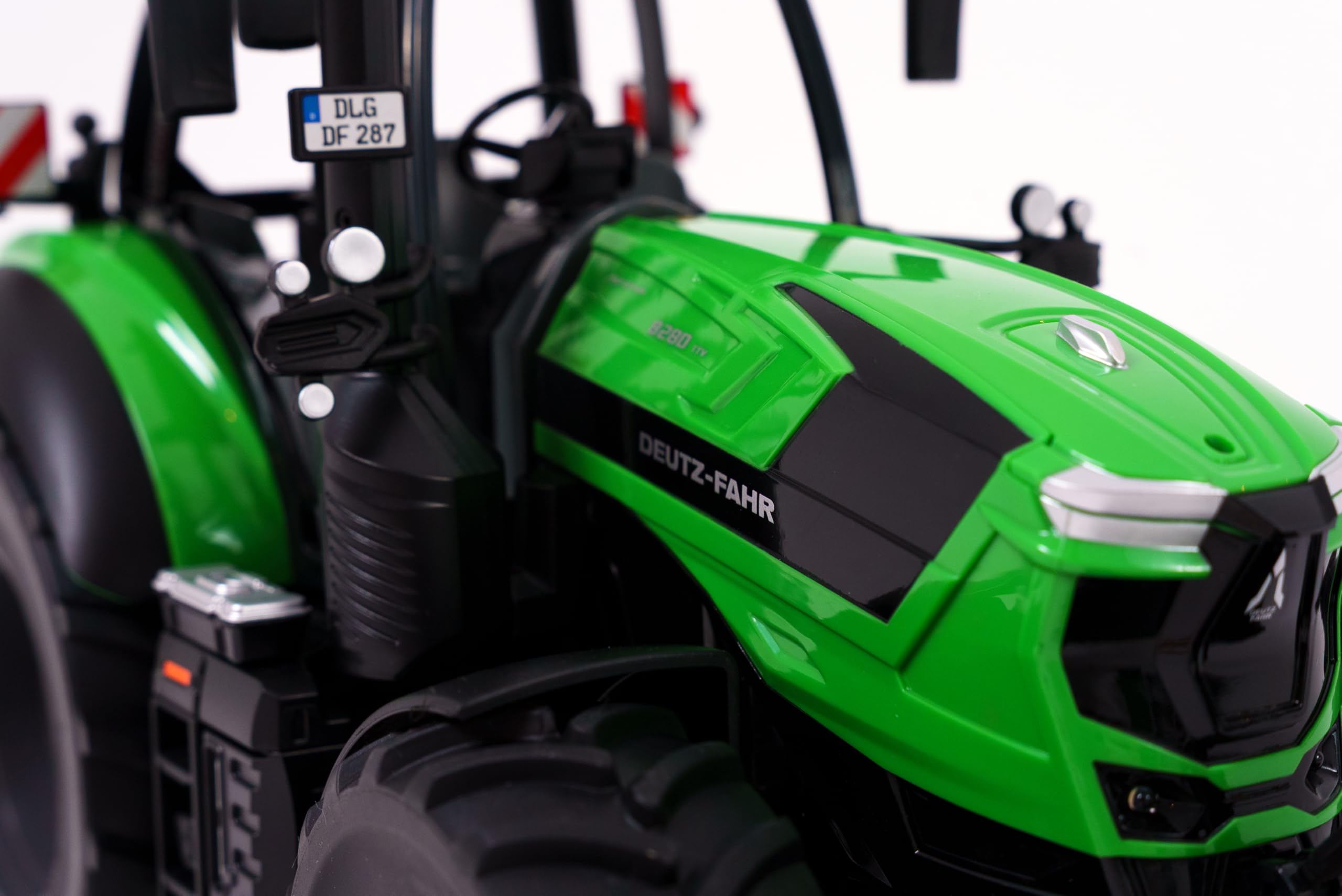 carson-deutz-8280-ttv-traktor-1-16-mit-anh-nger-rtr image 4