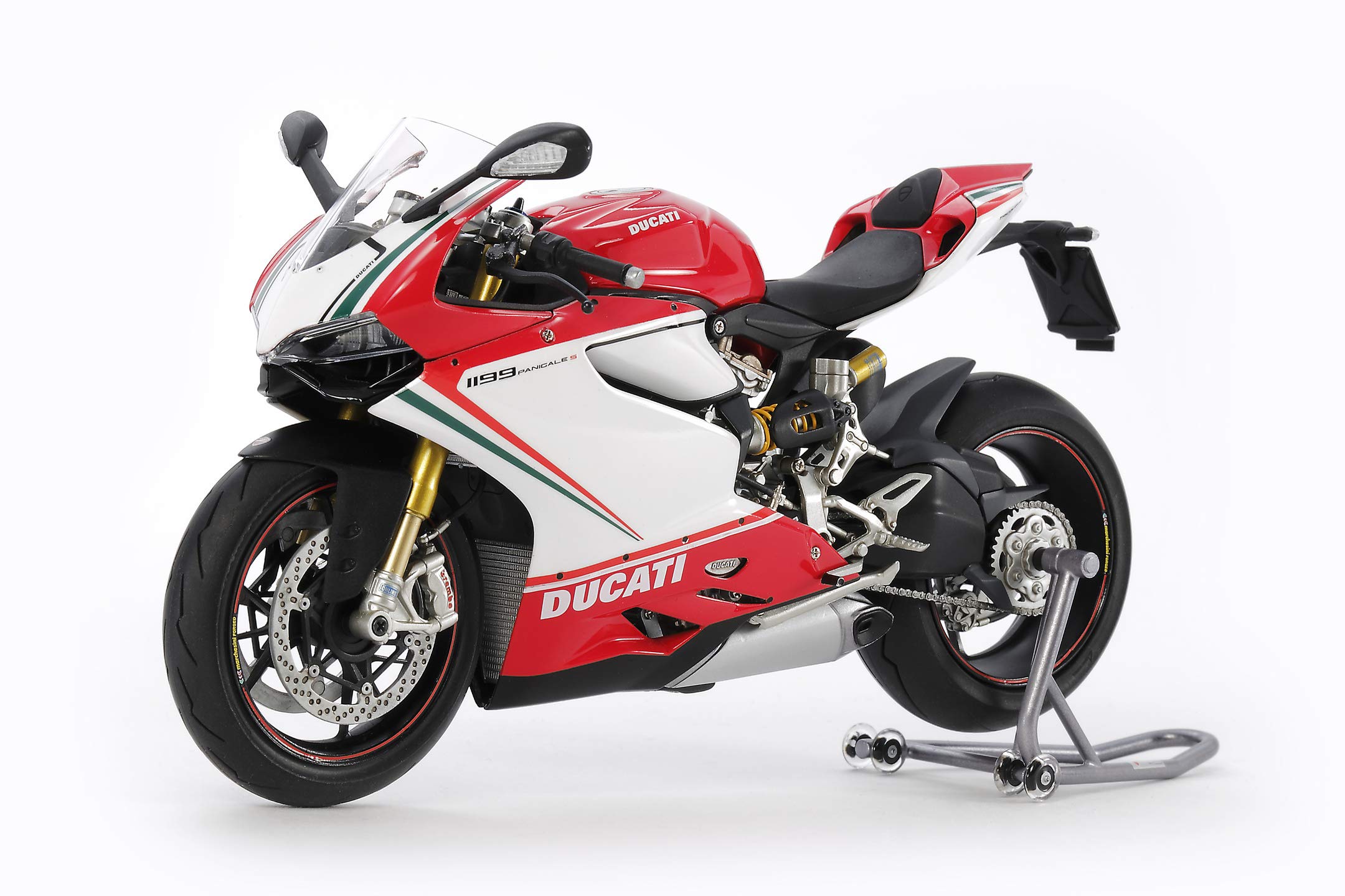 tamiya-ducati-1199-panigale-s-tricolore-bausatz-1-12-300014132 image 1