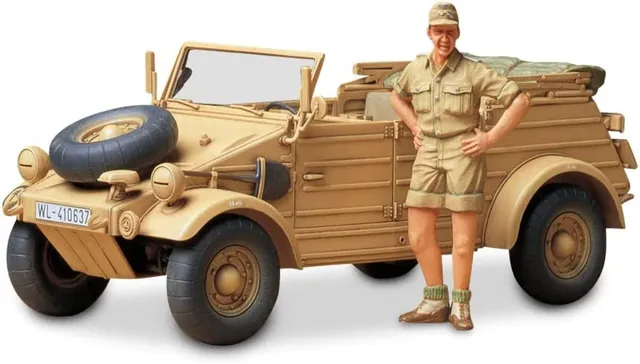 tamiya-35238-1-35-k-belwagen-t82-modellbausatz-afrika image 1