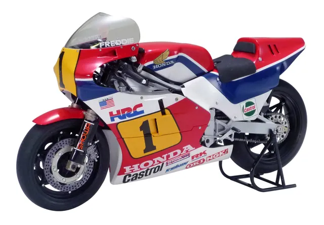 tamiya-honda-nsr500-84-1-12-motorrad-bausatz image 1