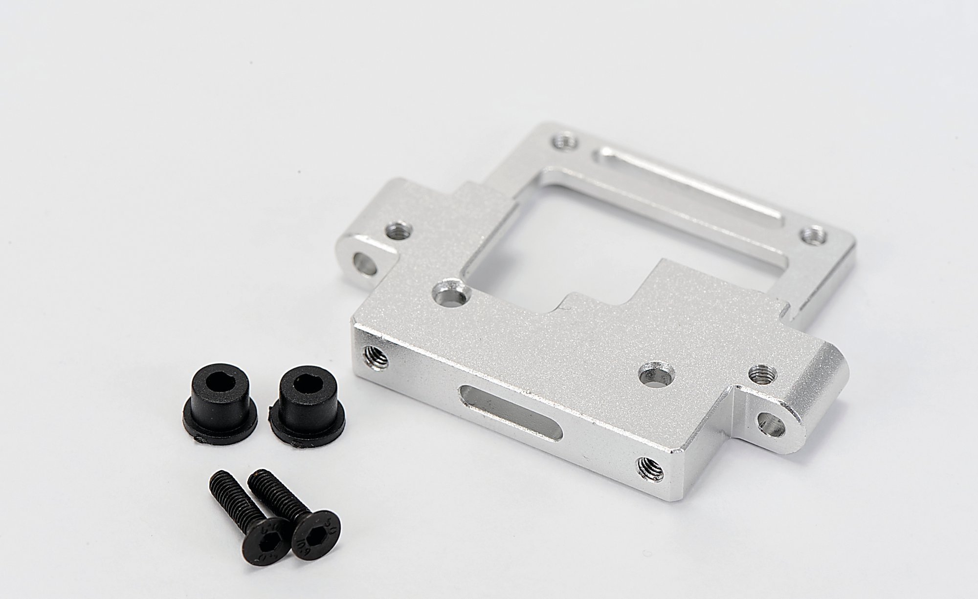 carson-500405408-x10e-differenzialhalter-vorne-alu image 1