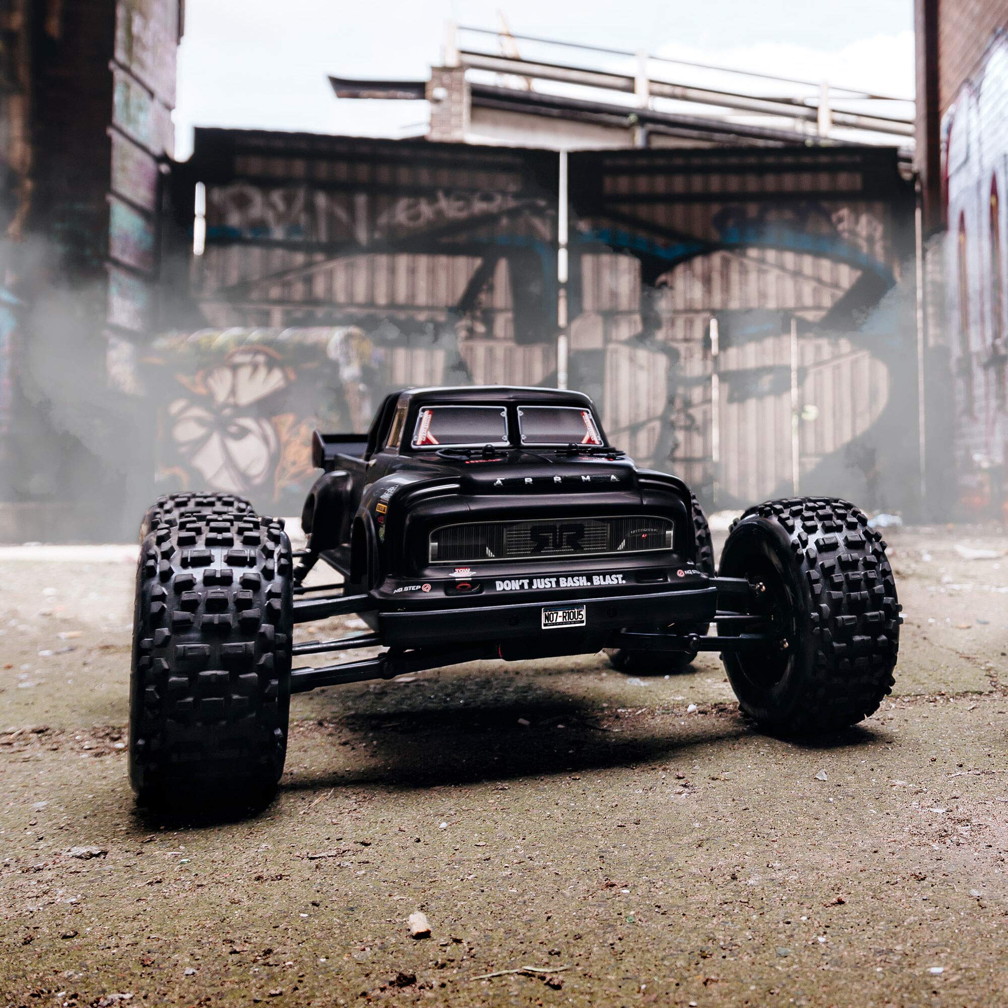 arrma-notorious-6s-v5-blx-stunt-truck-1-8-rtr-schwarz image 3