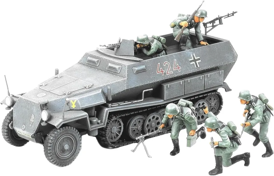 tamiya-sdkfz-251-1-hanomag-300035020-bausatz-1-35-halbketten image 1