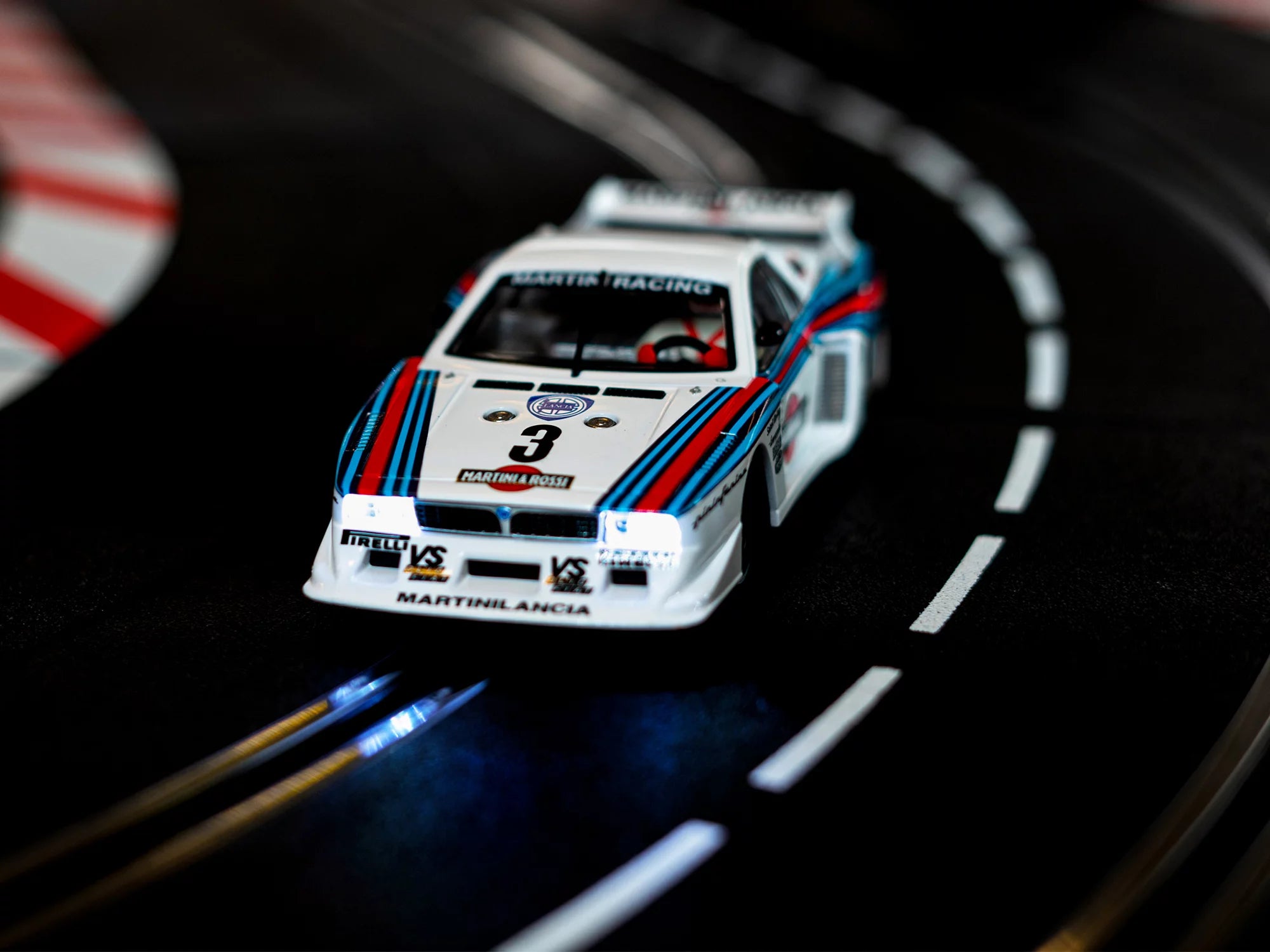 carrera-digital-132-lancia-beta-montecarlo-slotcar-no-3-1-32 image 3