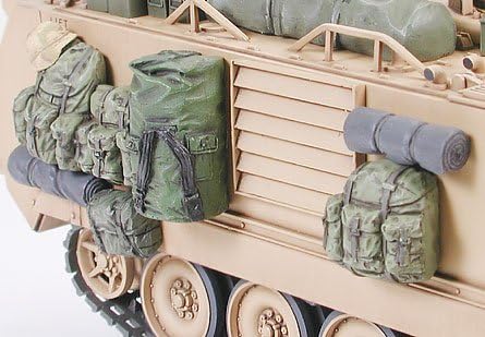 tamiya-us-m113a2-transporter-1-35-panzer-bausatz-w-ste image 7
