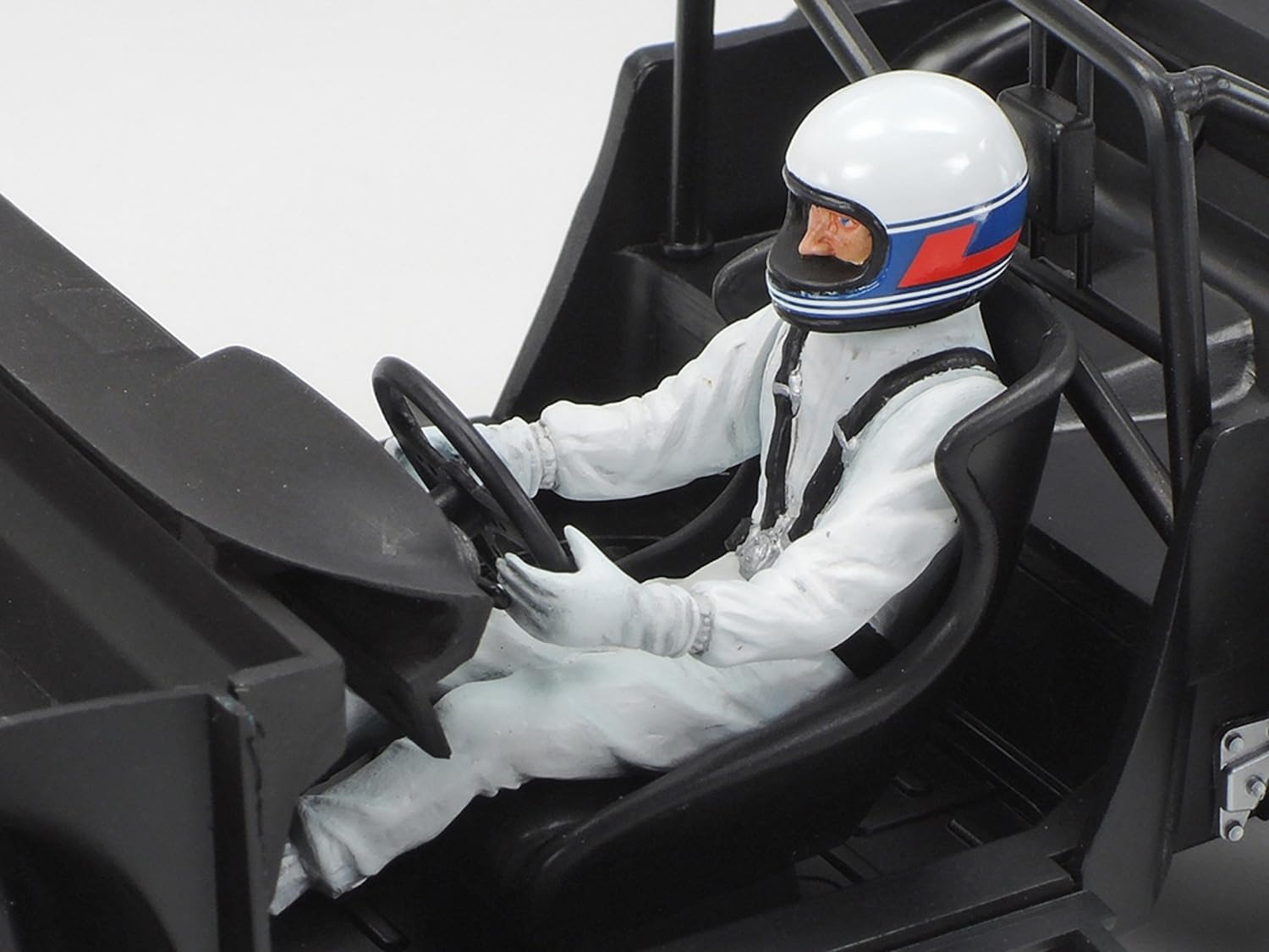 tamiya-20071-porsche-935-vaillant-kremer-bausatz-1-20 image 2