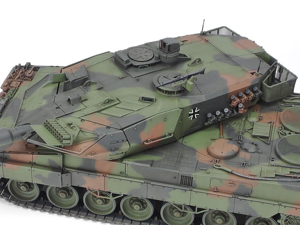 tamiya-300035271-leopard-2a6-kampfpanzer-modellbausatz-1-35 image 6