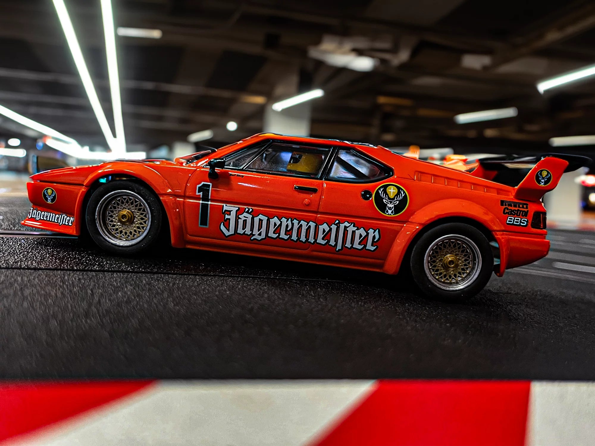 carrera-digital-132-bmw-m1-procar-slotcar-j-germeister-no-1-1-32 image 3