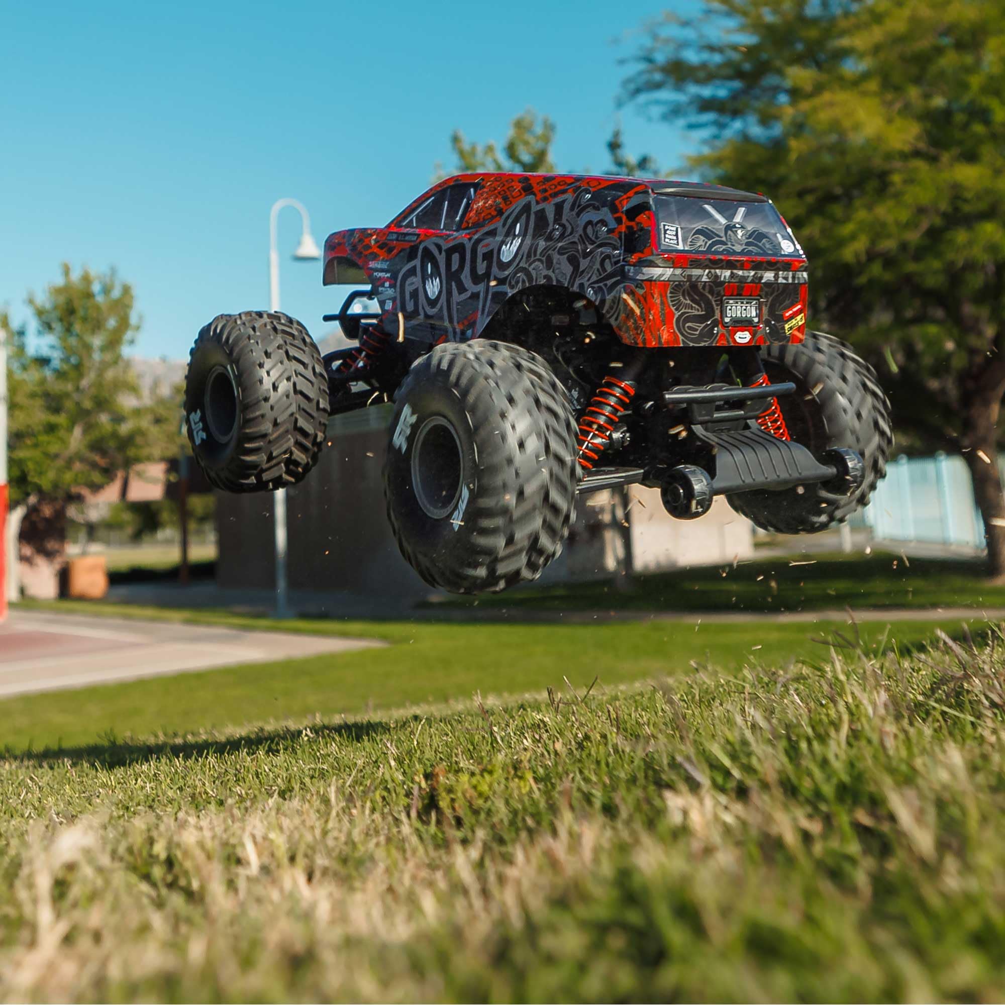 arrma-gorgon-223s-2wd-rtr-monster-truck-rot-schwarz-brushless image 7