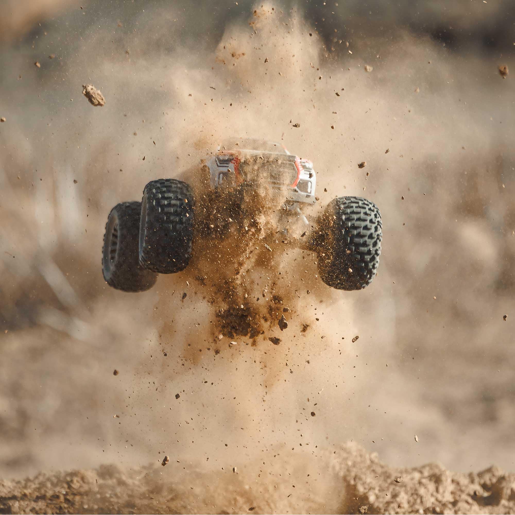 arrma-granite-223s-blx-monster-truck-1-10-brushless-rot image 4