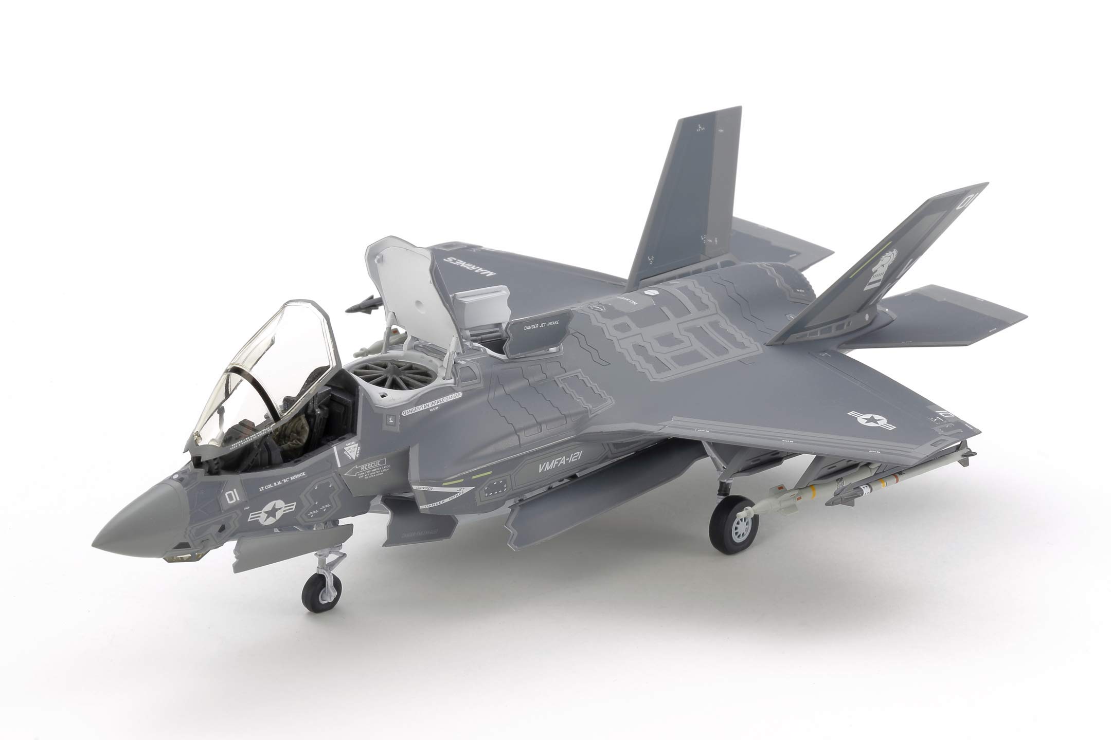 tamiya-f-35b-lightning-ii-1-72-plastikbausatz-jet-modell image 2