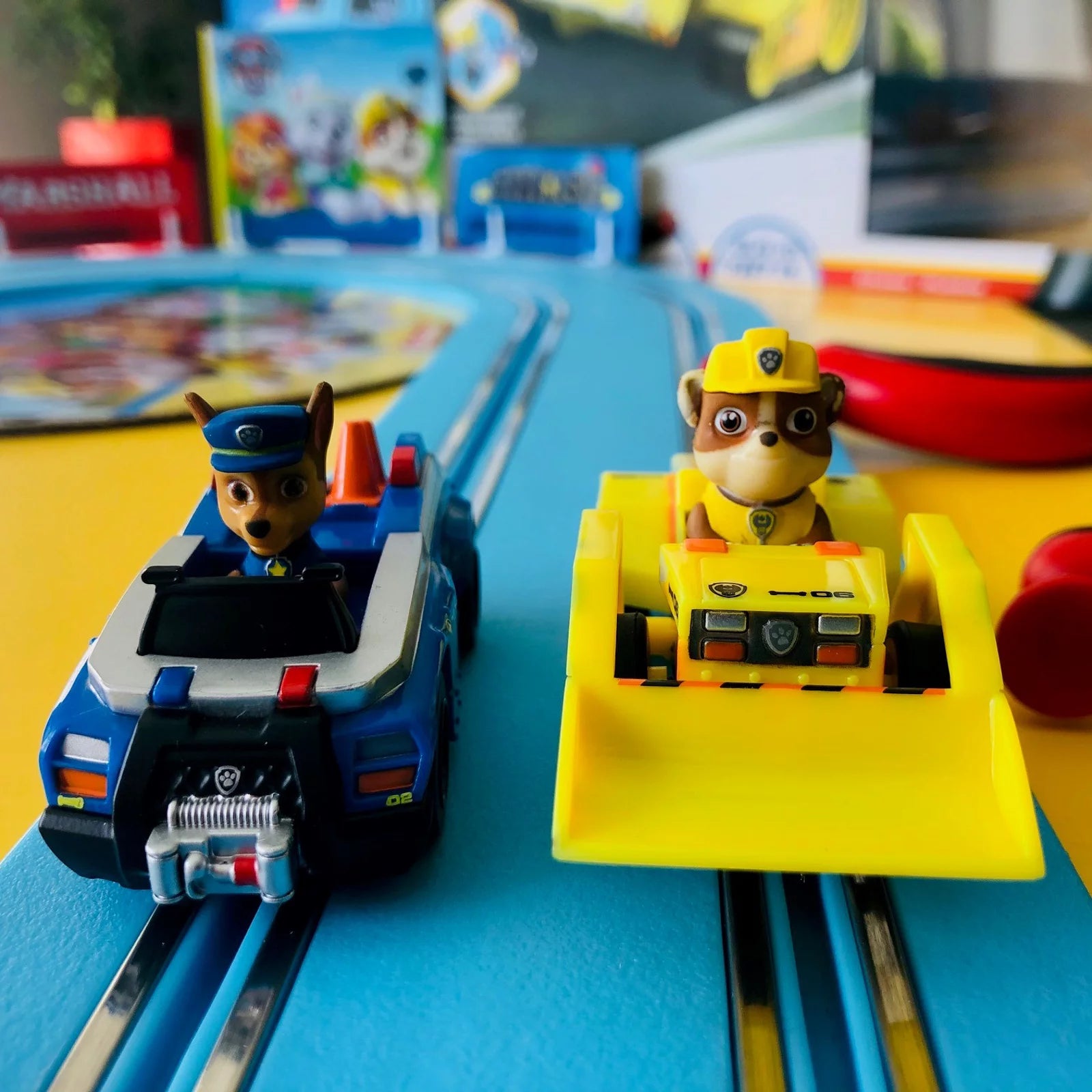 carrera-first-paw-patrol-chase-slotcar-auto-rennbahn image 2