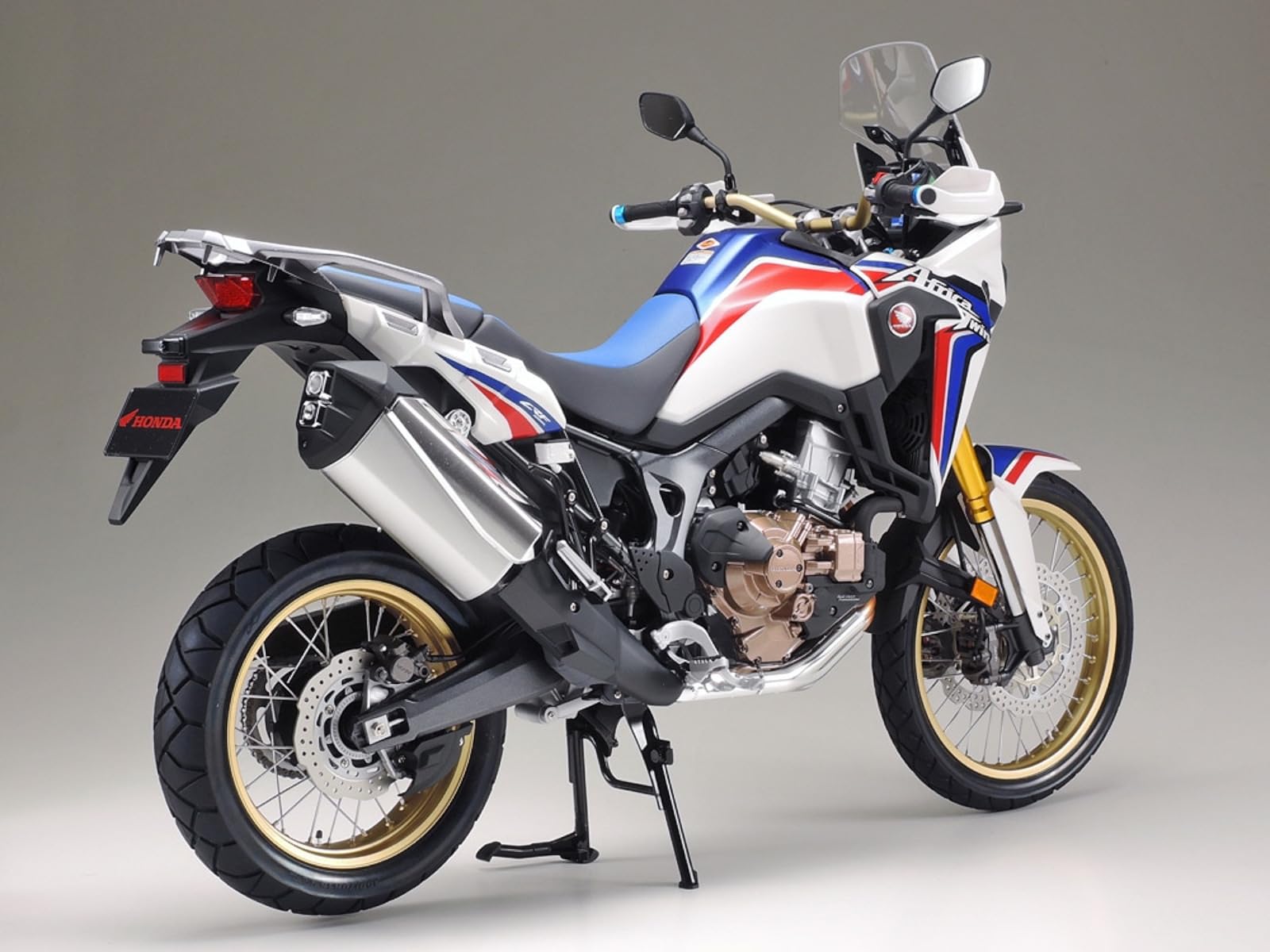 tamiya-honda-crf-1000l-africa-twin-1-6-bausatz image 3