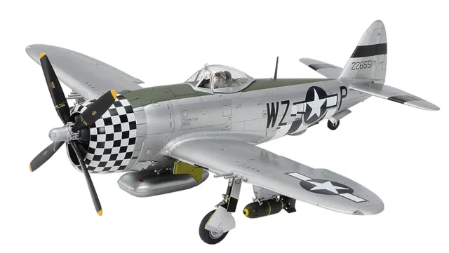 tamiya-300061090-p-47d-thunderbolt-modellbausatz-1-48-unlackiert image 1