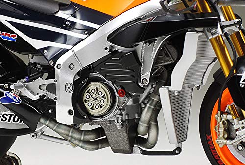 tamiya-14130-repsol-honda-rc213v-14-motorrad-1-12 image 8
