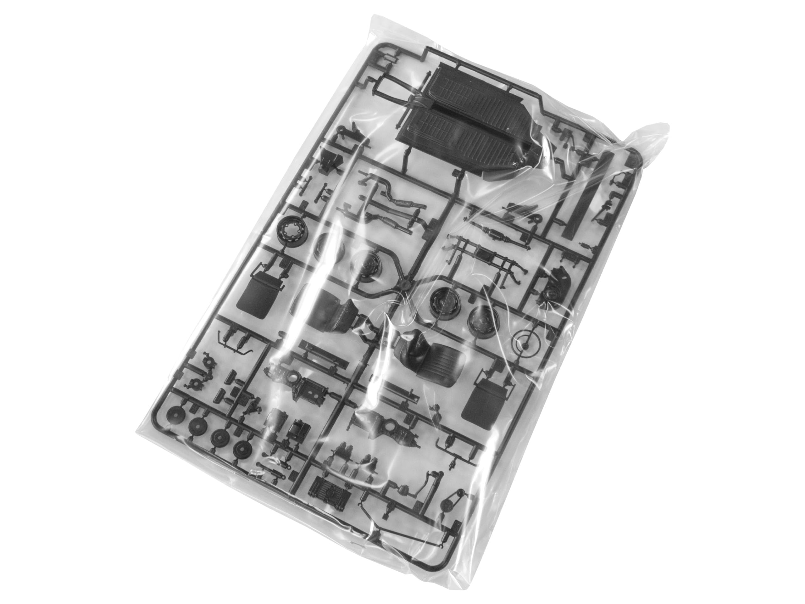 tamiya-300024136-vw-k-fer-1300-1966-modellauto-1-24-silber image 7