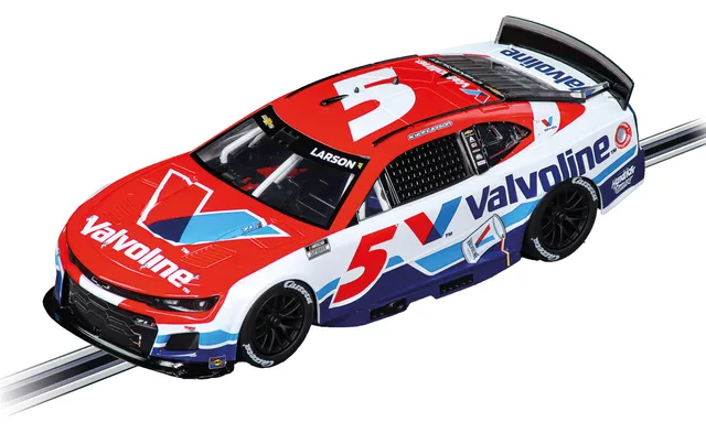 carrera-digital-132-nascar-camaro-zl1-slotcar-larson-no-5-2026-2 image 1