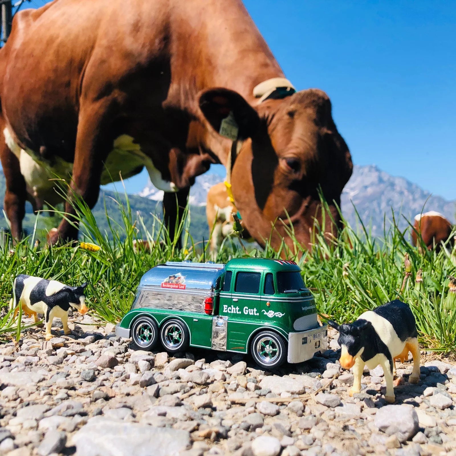 carrera-digital-132-tanker-berchtesgadener-land-slotcar image 2