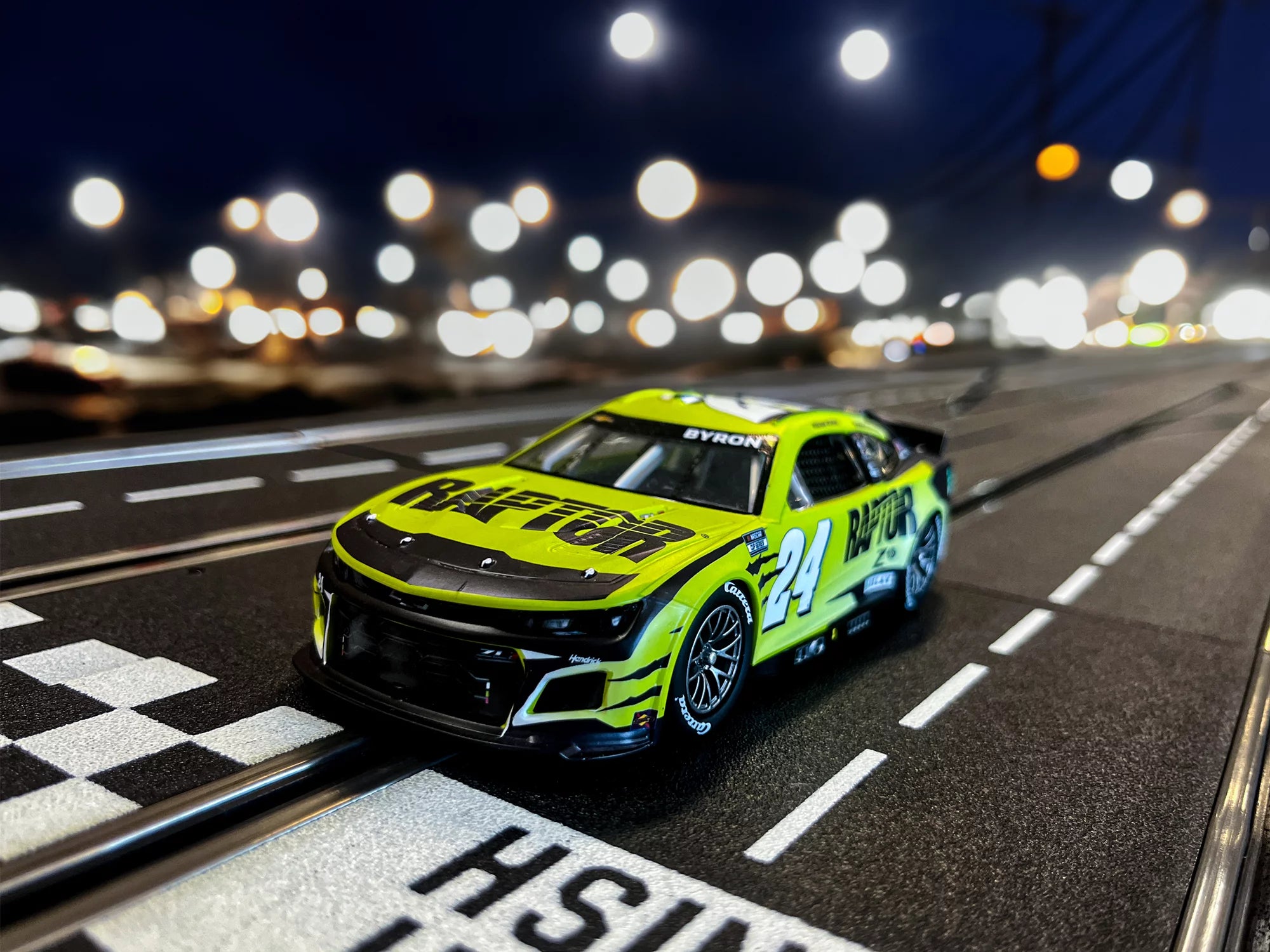 carrera-digital-132-nascar-camaro-zl1-slotcar-no-24-byron image 2