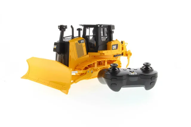 carrera-cat-d7e-bulldozer-rc-1-24-mit-sound-und-licht image 1