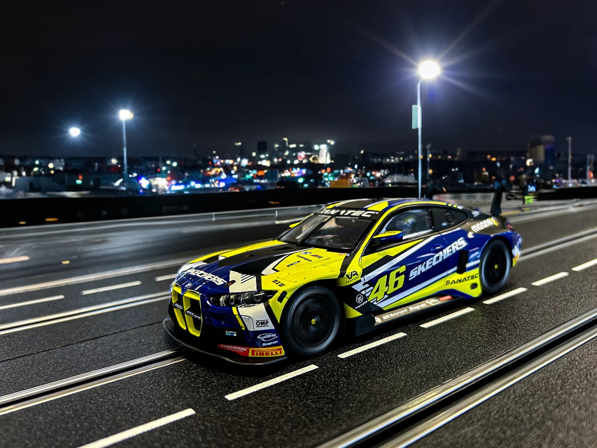 carrera-digital-124-bmw-m4-gt3-rossi-no-46-slotcar-1-24 image 2