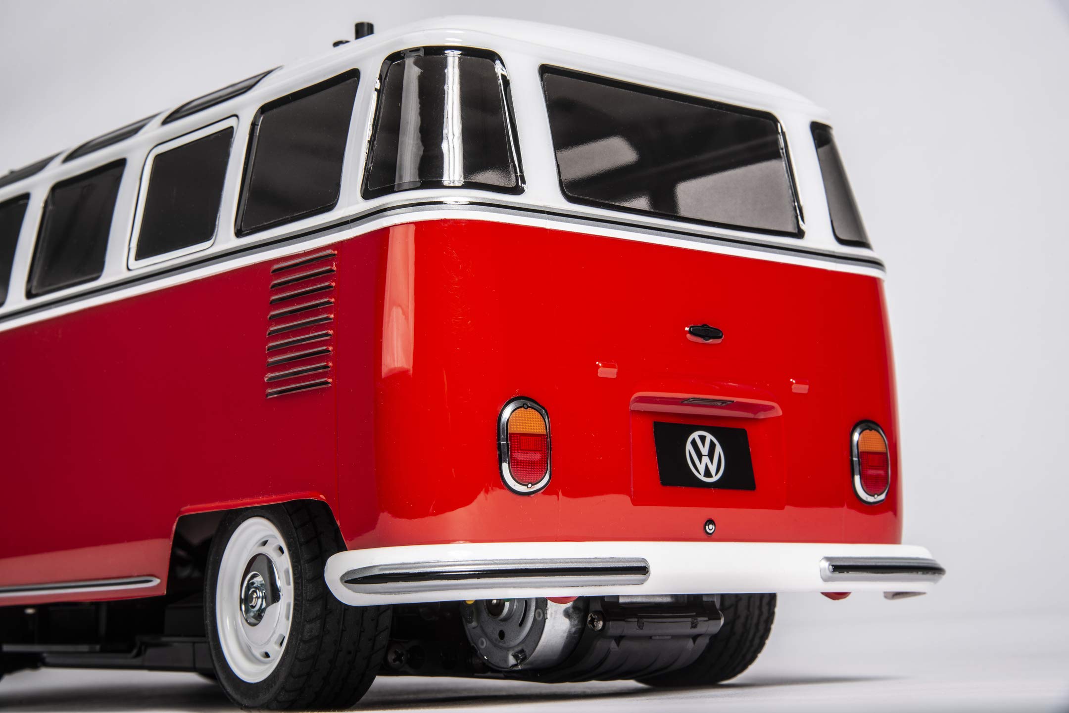 tamiya-58668-vw-bus-type-2-t1-m-06-1-10-rc-bausatz-unlackiert image 3