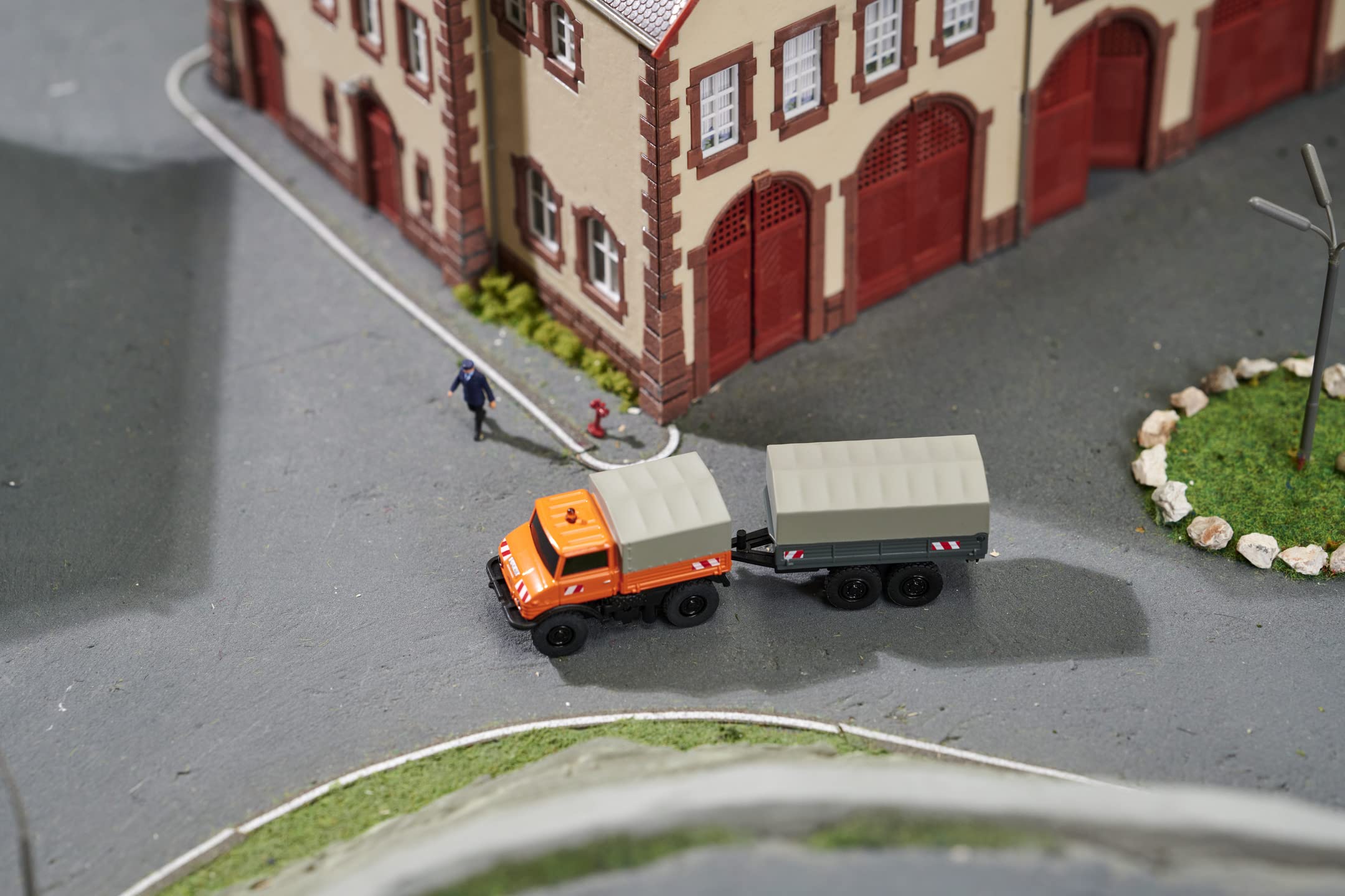 carson-500504156-planenanh-nger-f-r-unimog-1-87 image 2