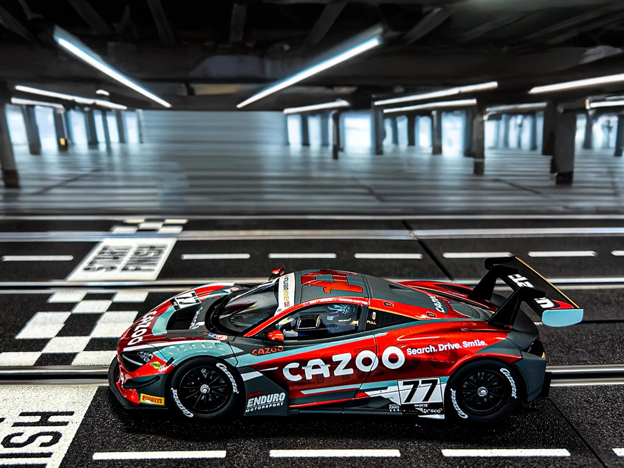 carrera-digital-132-mclaren-720s-gt3-enduro-no-77-slotcar-1-32 image 3