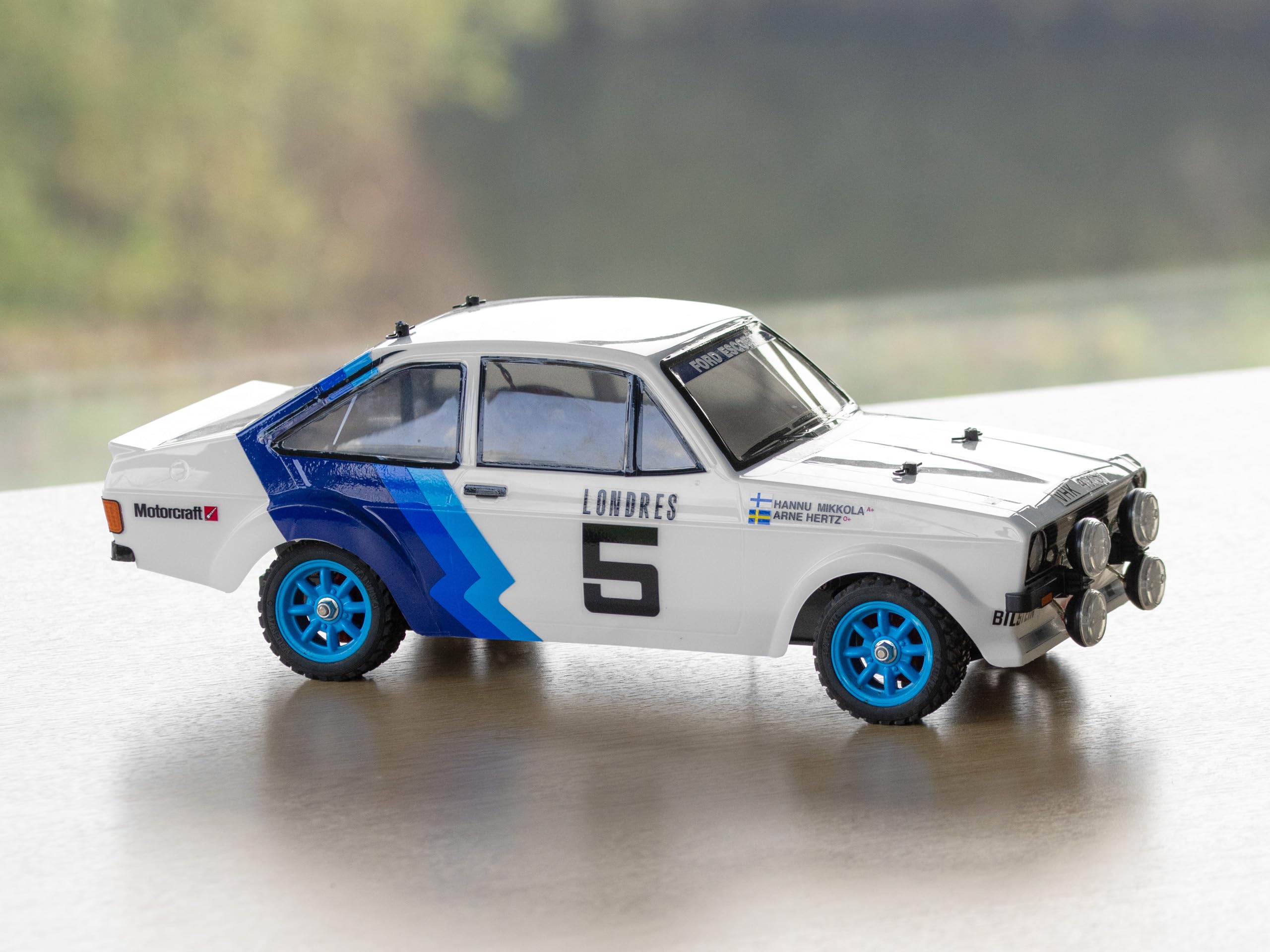 tamiya-ford-escort-mkii-mf-01x-rc-auto-bausatz-1-10-wei image 5