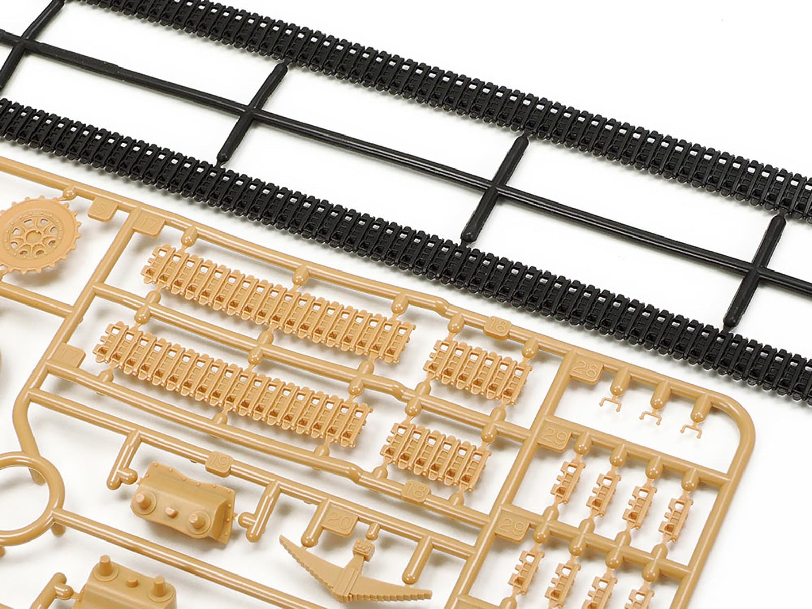tamiya-hetzer-jagdpanzer-38t-panzer-bausatz-1-35-300035285-grau image 4