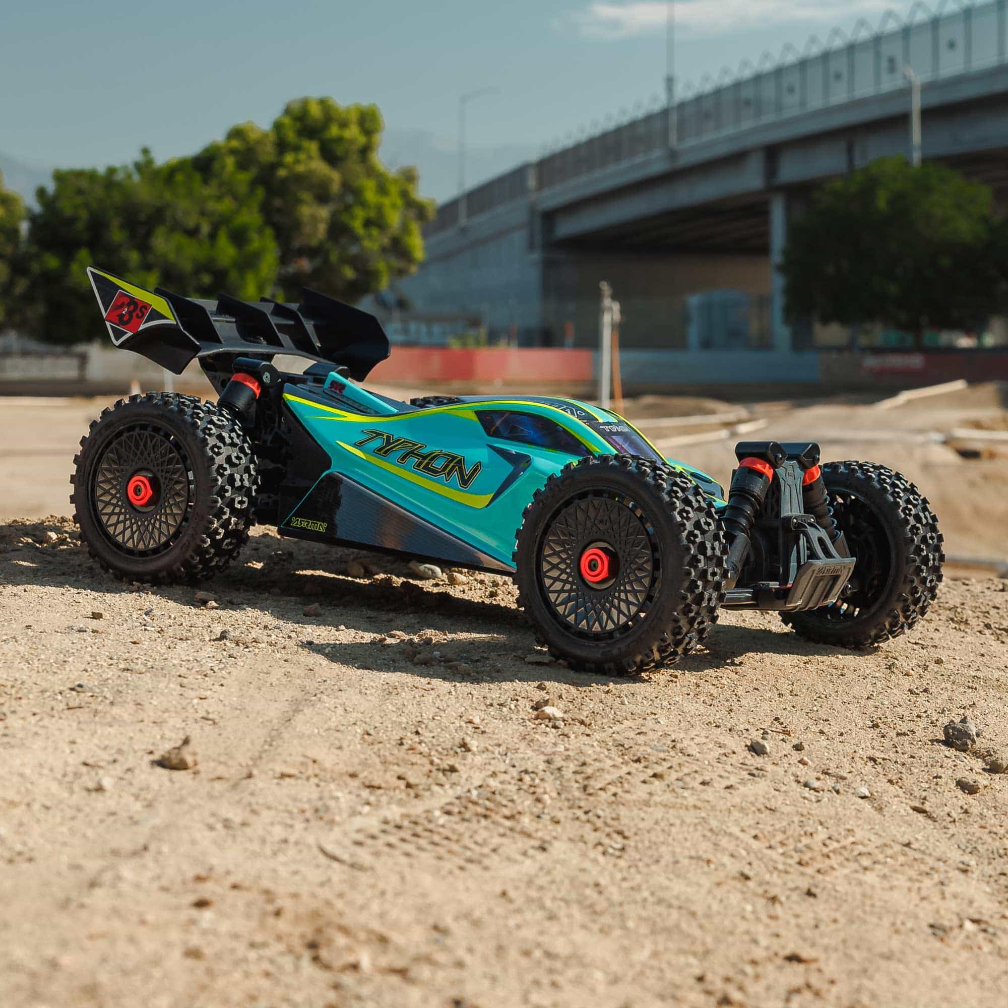 arrma-typhon-223s-4x4-rtr-brushless-buggy-1-8-gr-n-80-km-h image 3