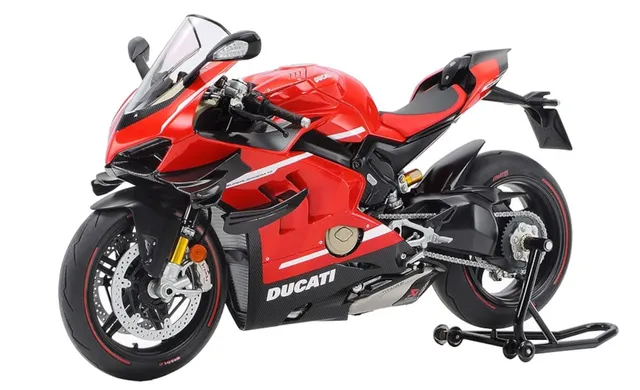 tamiya-14140-ducati-superleggera-v4-modellbausatz-1-12 image 1
