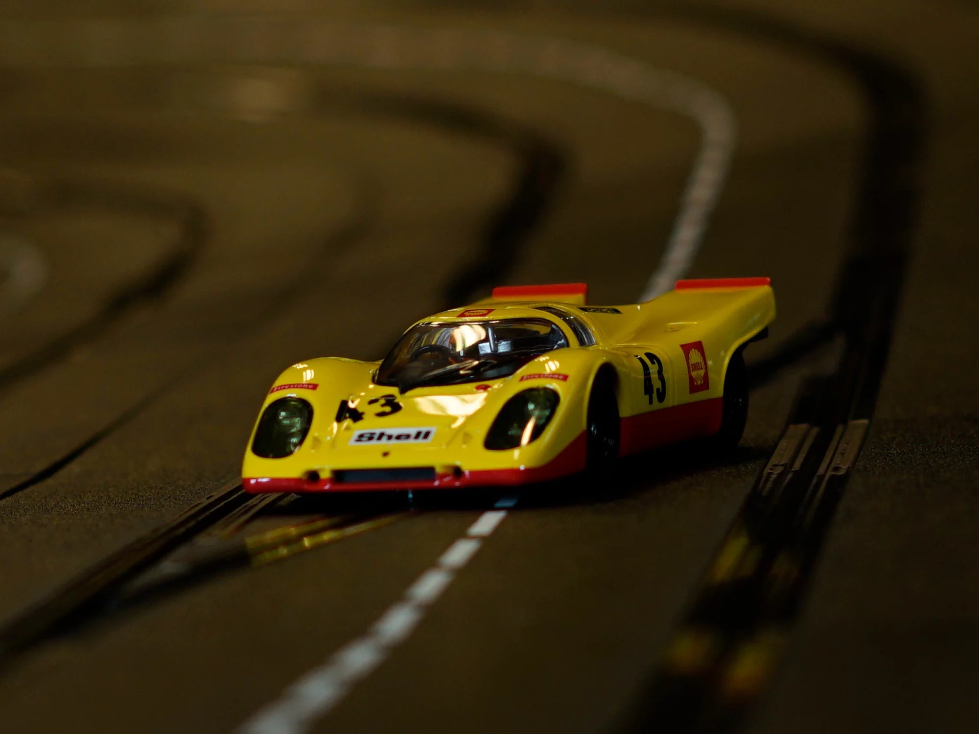 carrera-digital-124-porsche-917kh-no-43-spa-1971-slotcar-1-24 image 2