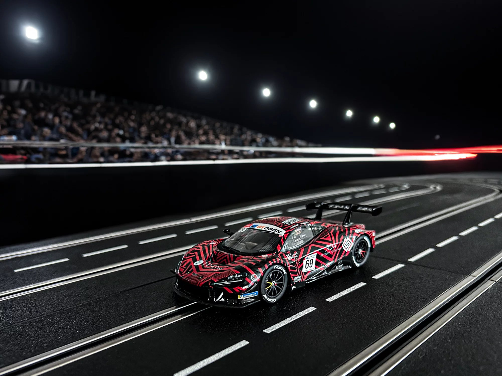 carrera-digital-132-mclaren-720s-gt3-slotcar-no-69-optimum image 2