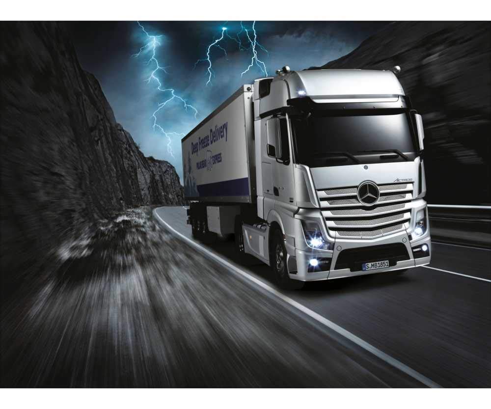 tamiya-mercedes-actros-1851-gigaspace-truck-1-14-bausatz image 5