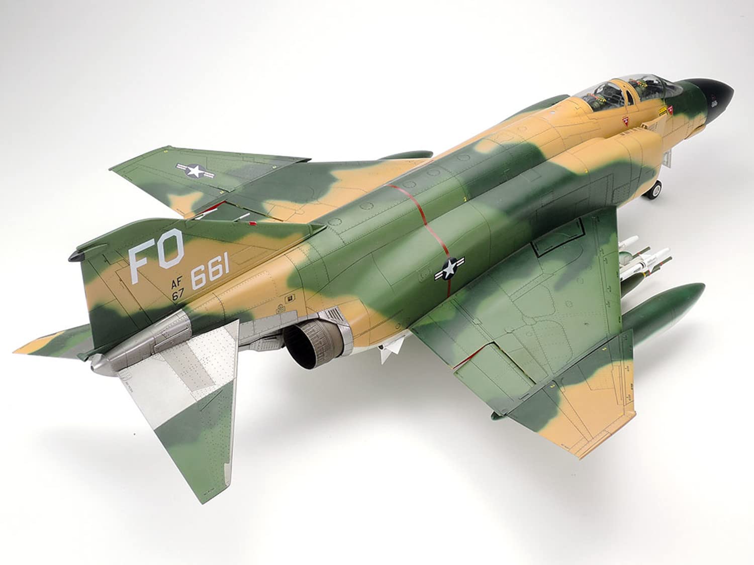 tamiya-mcdonnell-f-4-c-d-phantom-ii-flugzeug-1-32-bausatz image 2