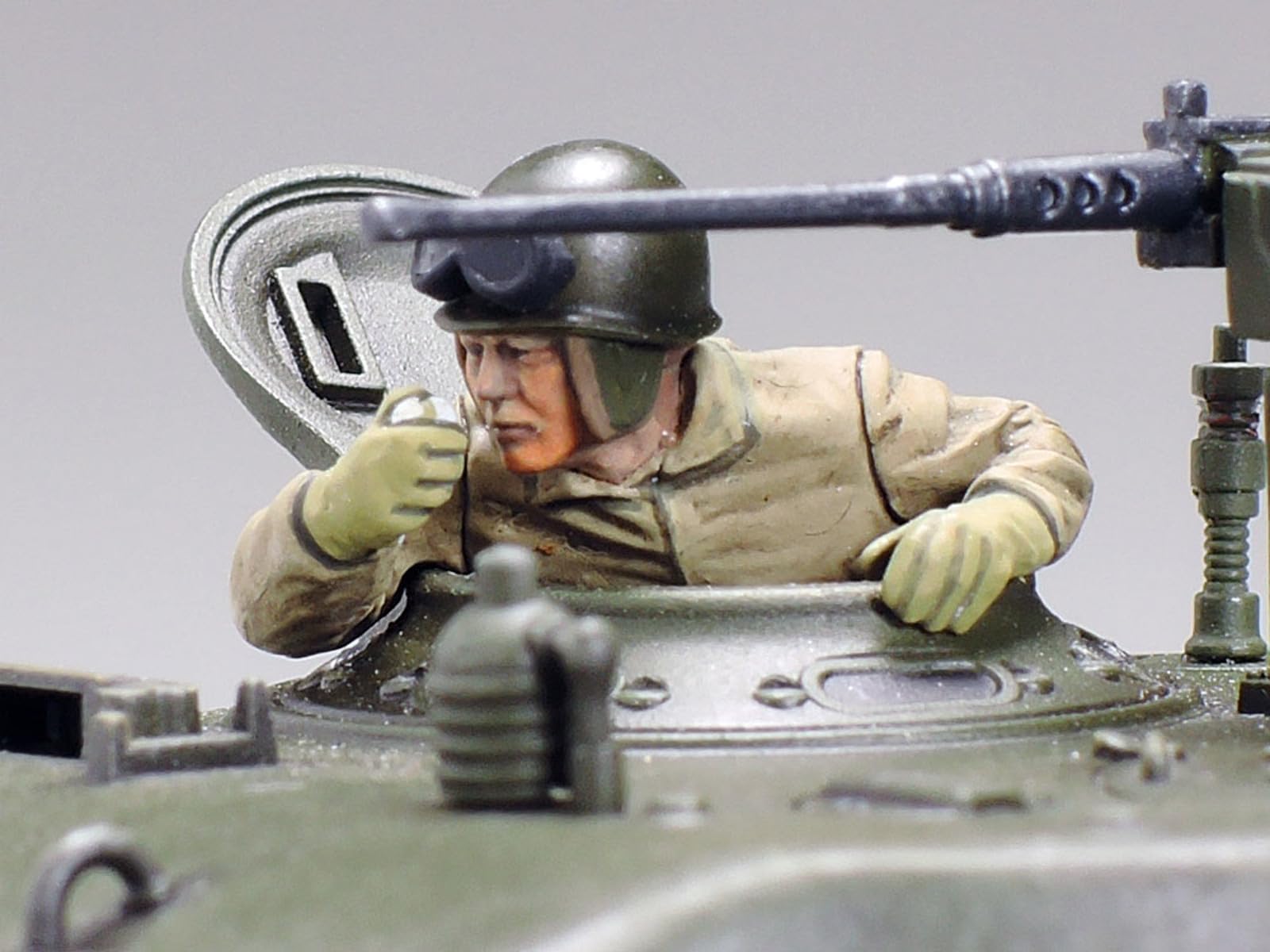tamiya-32595-m4a3e8-sherman-easy-eight-1-48-unlackiert image 6