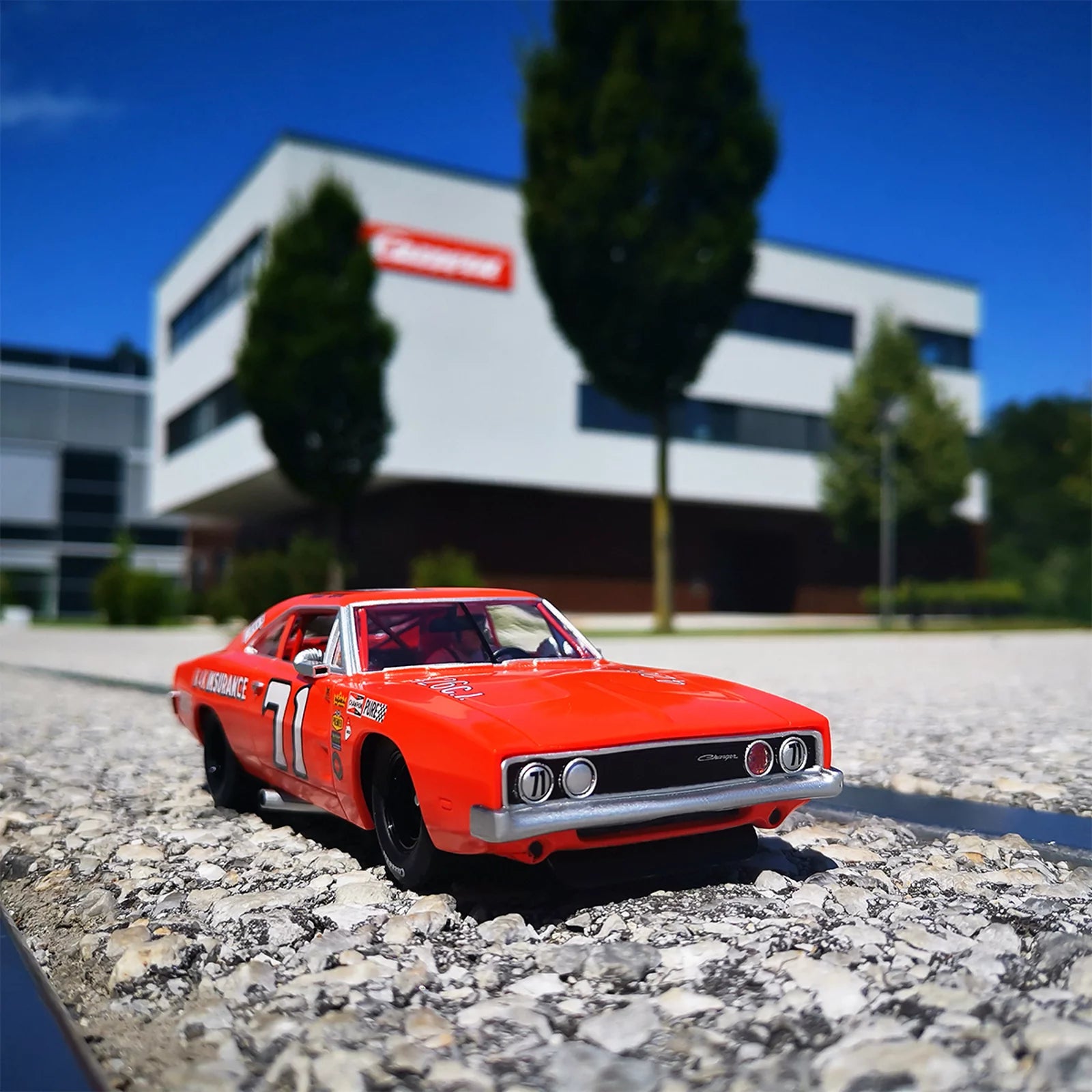 carrera-digital-132-dodge-charger-slotcar-500-no-71 image 2